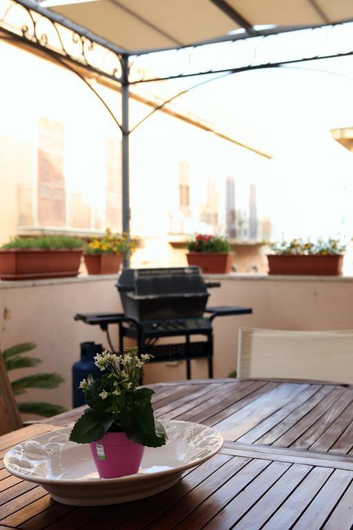 B&B La Terrazza Sul Porto ตราปานี ภายนอก รูปภาพ