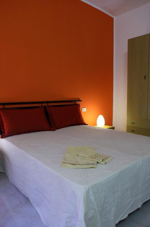 B&B La Terrazza Sul Porto ตราปานี ภายนอก รูปภาพ