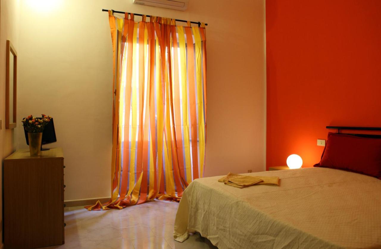 B&B La Terrazza Sul Porto ตราปานี ภายนอก รูปภาพ